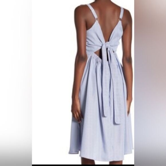 MelloDay Blue Striped Tie Back Dress - Picture 2 of 7